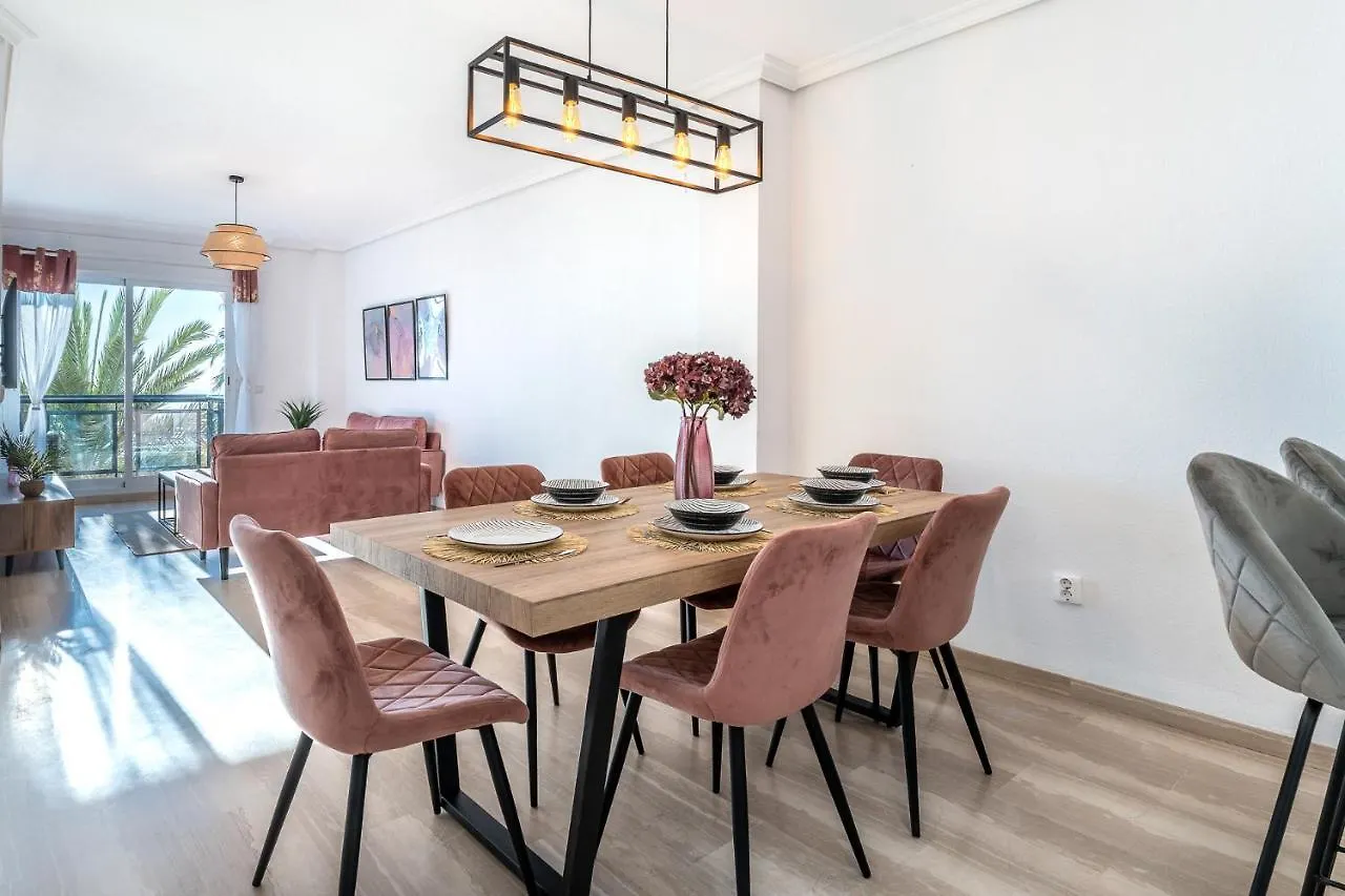 Superb Location Beachfront , 3 Bed With Terrace Apartment Fuengirola