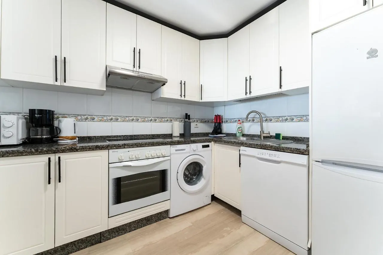 Superb Location Beachfront , 3 Bed With Terrace Apartment Fuengirola Spain