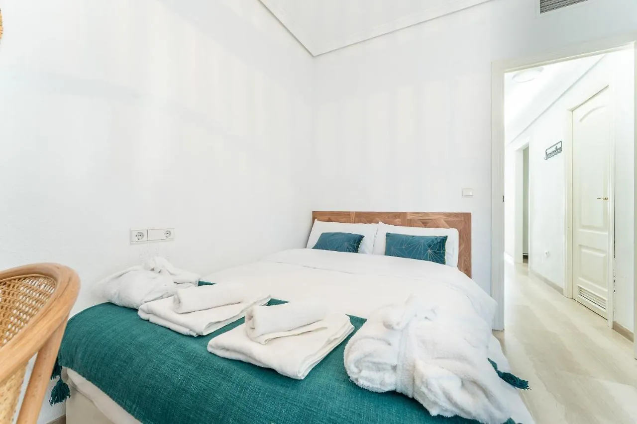 Superb Location Beachfront , 3 Bed With Terrace Apartment Fuengirola 0*,  Spain