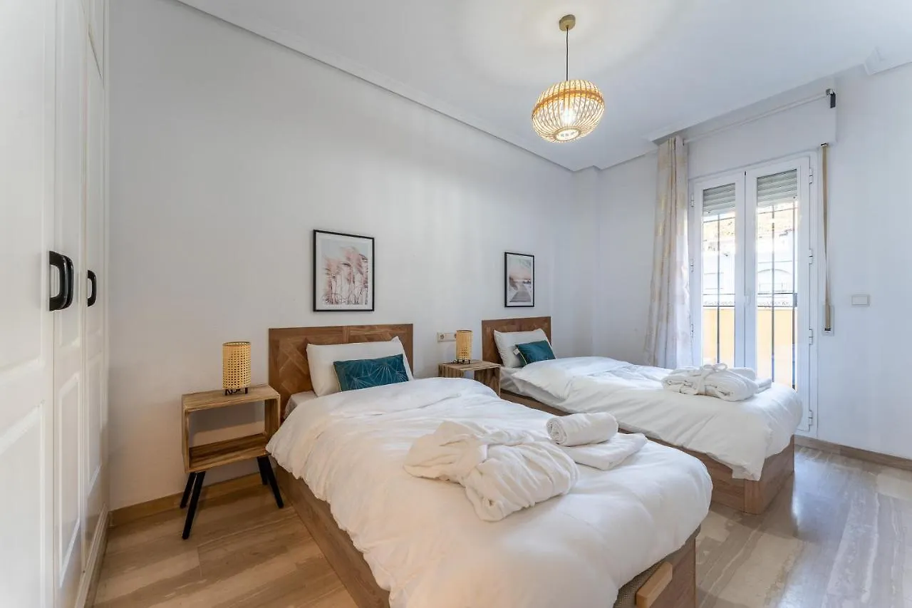Superb Location Beachfront , 3 Bed With Terrace Fuengirola Apartamento